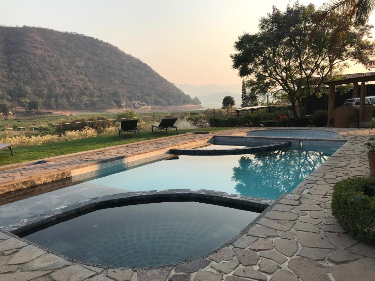 Cabanas Lago Escondido Valle de Bravo Exterior photo