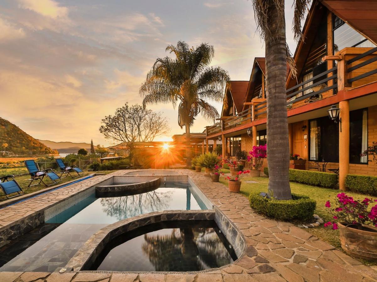 Cabanas Lago Escondido Valle de Bravo Exterior photo