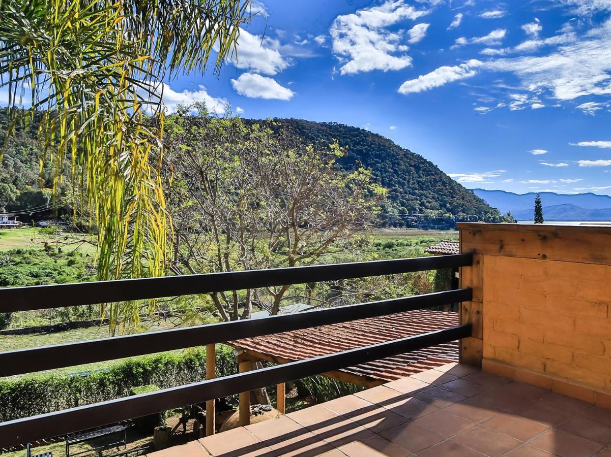 Cabanas Lago Escondido Valle de Bravo Exterior photo